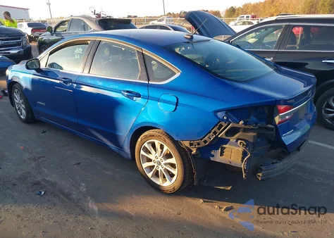 2017 Ford Fusion Hybrid Se z USA, uszkodzony, nr VIN 3FA6P0LUXHR265756